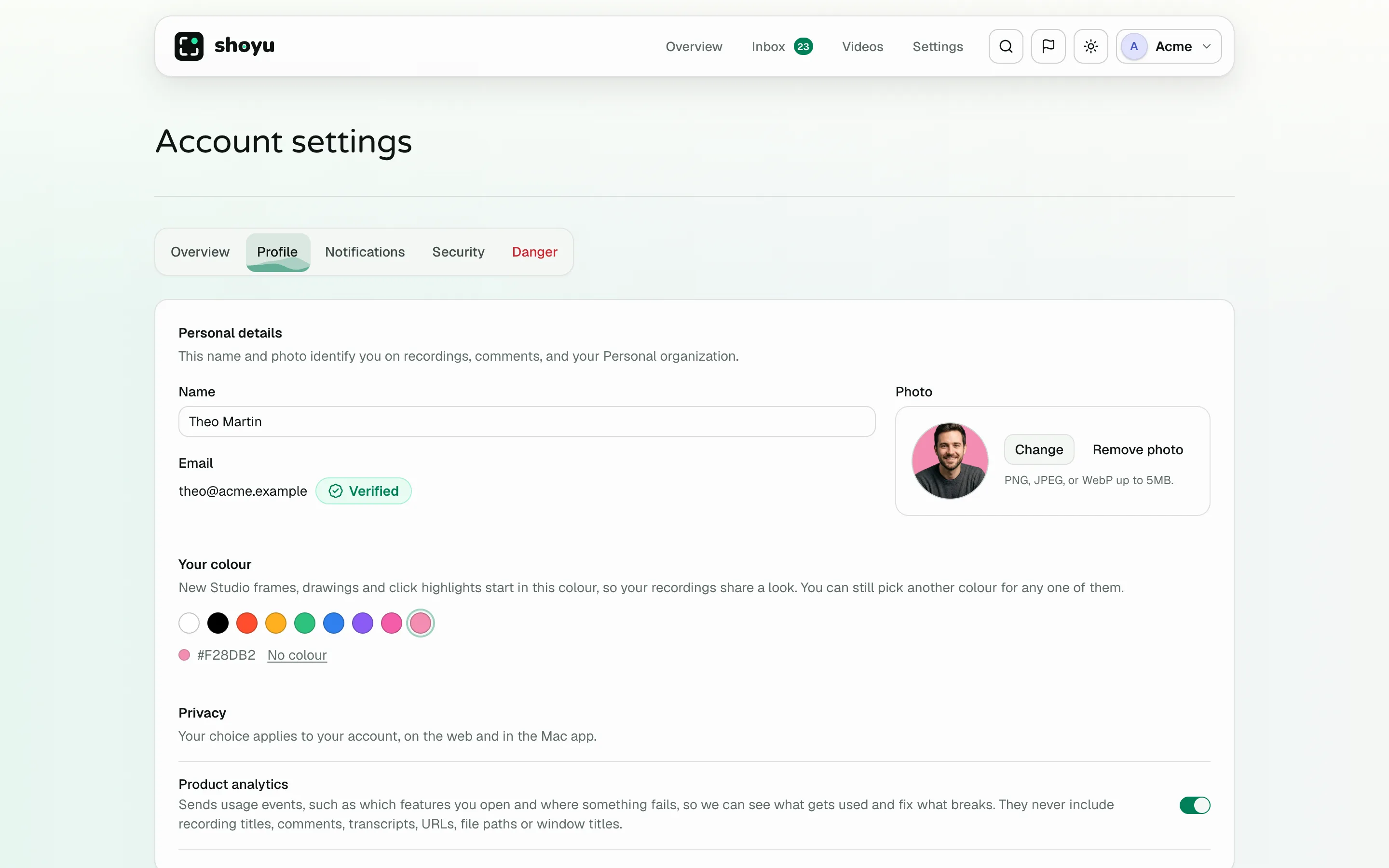Account settings, Profile tab, with name, photo, email and colour.